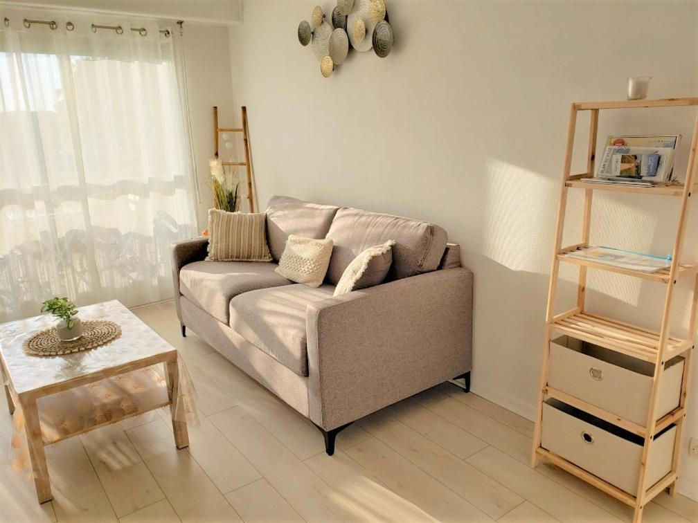 Cabourg - Bel Appartement Lumineux Avec Balcon Dans Residence Privee מראה חיצוני תמונה